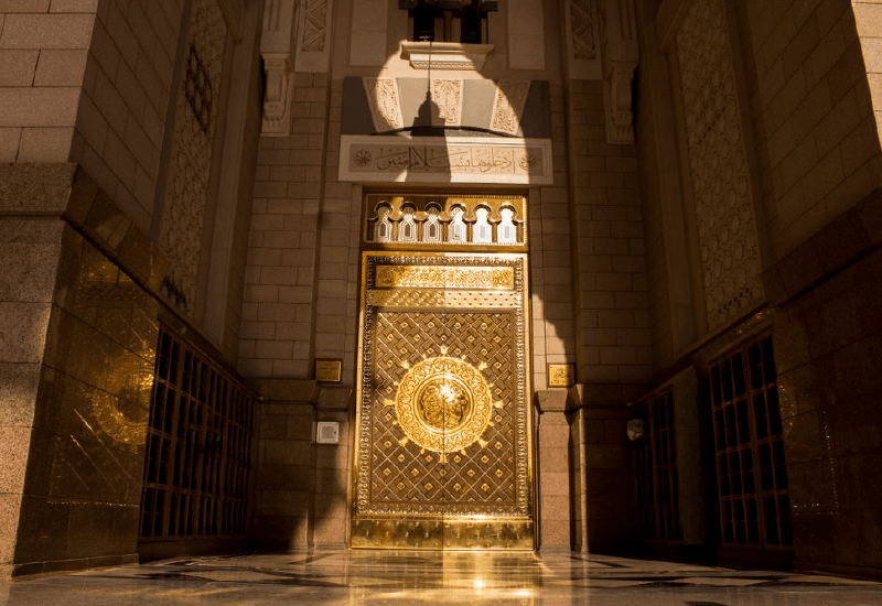 15 Days Economy Plus Ramadan Package From Peshawar